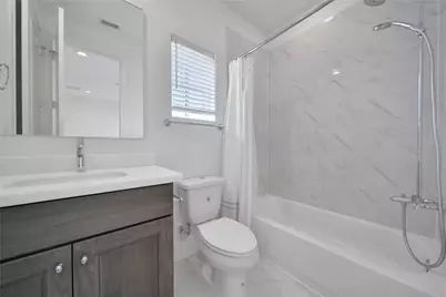 2705 Maxroy Street, Houston, TX 77007 - Photo 28