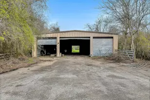 4918 Farmer Rd, Alvin, TX 77511 - Photo 6