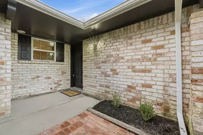 6418 Silver Chalice Drive, Houston, TX 77088 - Photo 12
