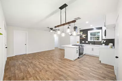 6418 Silver Chalice Drive, Houston, TX 77088 - Photo 22