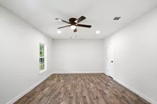 6418 Silver Chalice Dr, Houston, TX 77088 - Photo 36