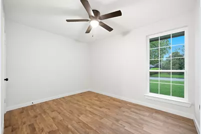 6418 Silver Chalice Drive, Houston, TX 77088 - Photo 28