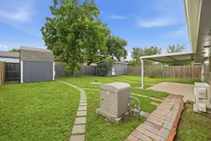 6418 Silver Chalice Dr, Houston, TX 77088 - Photo 42