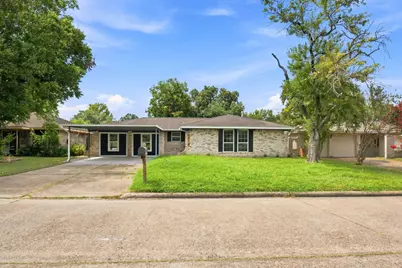 6418 Silver Chalice Drive, Houston, TX 77088 - Photo 1