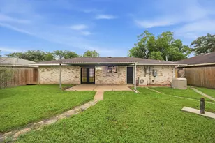 6418 Silver Chalice Dr, Houston, TX 77088 - Photo 44