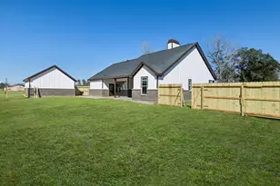 1610 Newgulf Dr, Boling, TX 77420 - Photo 2