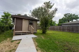 220 Armstrong St, Houston, TX 77029 - Photo 24
