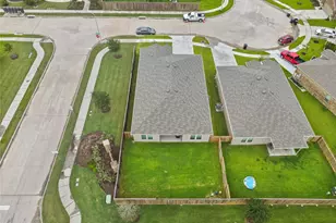 3111 Freiberger Ln, Alvin, TX 77511 - Photo 6