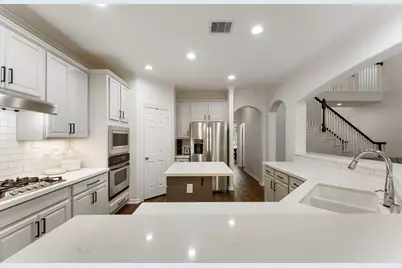 6643 Knollbridge Lane, Spring, TX 77379 - Photo 8