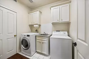 2034 Norfolk St, Houston, TX 77098 - Photo 24