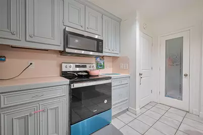 13351 Oak Leaf Lane, Houston, TX 77015 - Photo 14