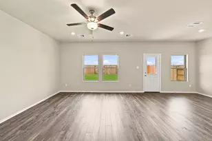 6723 Pebble Blf Ct, Cove, TX 77523 - Photo 10