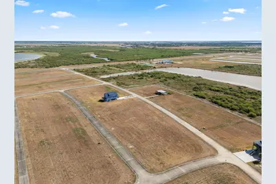3037 Sandy Lane, Palacios, TX 77465 - Photo 14