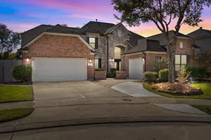 2532 Garnetfield Ln, Friendswood, TX 77546 - Photo 2