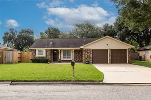 3926 Marilyn St, Rosenberg, TX 77471 - Photo 1
