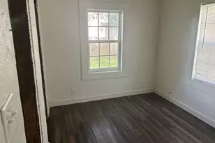 634 E Bernard St, West Columbia, TX 77486 - Photo 6