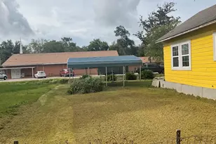 634 E Bernard St, West Columbia, TX 77486 - Photo 14