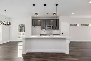 8430 Grandview St, Houston, TX 77051 - Photo 6