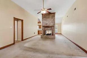 22630 River Birch Dr, Tomball, TX 77375 - Photo 4