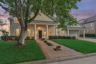 469 Edgewood Dr, Montgomery, TX 77356 - Photo 2