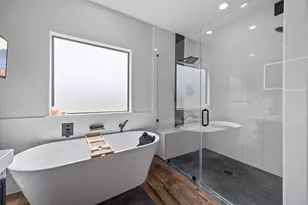 356 Barrow-White Rd, Anahuac, TX 77514 - Photo 20