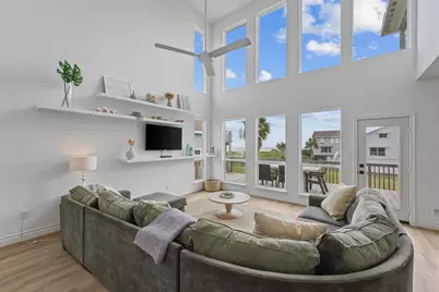 4126 Courageous Lane, Galveston, TX 77554 - Photo 4