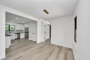602 Gammon Dr, Houston, TX 77022 - Photo 14