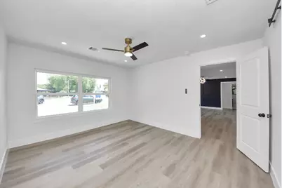 602 Gammon Drive, Houston, TX 77022 - Photo 16