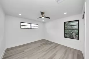 602 Gammon Dr, Houston, TX 77022 - Photo 34