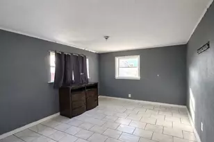 2919 Staples St, Houston, TX 77026 - Photo 6