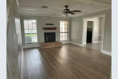54 Daffodil Court, Lake Jackson, TX 77566 - Photo 2