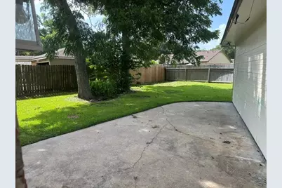 54 Daffodil Court, Lake Jackson, TX 77566 - Photo 12
