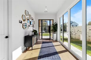 1602 Janak Garden Ln, Houston, TX 77055 - Photo 4