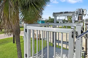 16502 Jamaica Inn Rd, Jamaica Beach, TX 77554 - Photo 8
