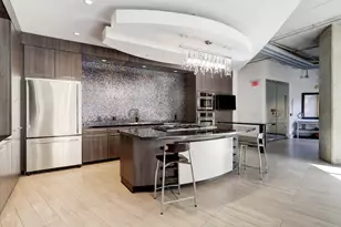 1901 Post Oak Blvd, Houston, TX 77056 - Photo 14