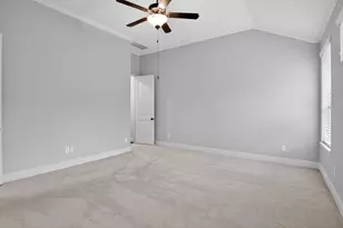 506 Blossom Cove Ct, Pinehurst, TX 77362 - Photo 8