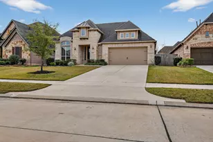 506 Blossom Cove Ct, Pinehurst, TX 77362 - Photo 1