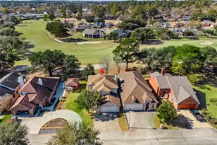 106 Golfview Dr, Montgomery, TX 77356 - Photo 1