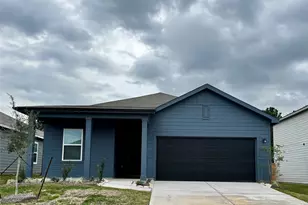 31335 Gayle Prairie Oaks St, Waller, TX 77484 - Photo 1