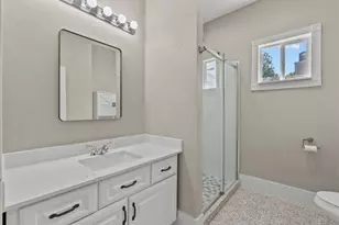 213 Grace St, Houston, TX 77003 - Photo 18