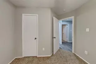 26 Pinewood Forest Ct, The Woodlands, TX 77381 - Photo 14