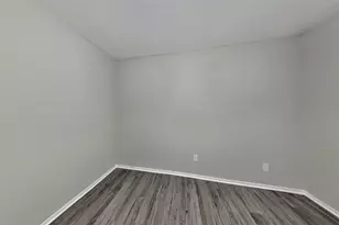 26 Pinewood Forest Ct, The Woodlands, TX 77381 - Photo 6