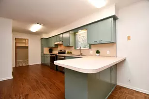 9006 Railton St, Houston, TX 77080 - Photo 2