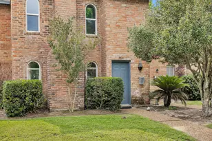 9541 Clanton St, Houston, TX 77080 - Photo 2
