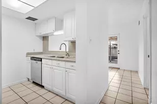9541 Clanton St, Houston, TX 77080 - Photo 14