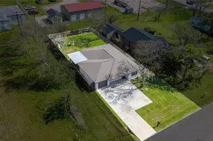 212 S Avenue D, Freeport, TX 77541 - Photo 36