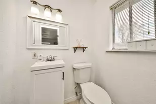 212 S Avenue D, Freeport, TX 77541 - Photo 30