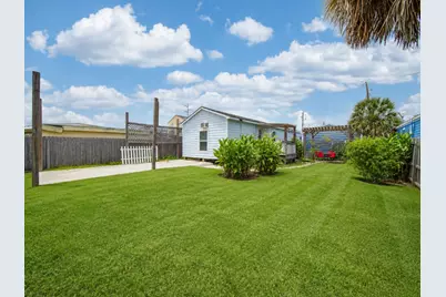 6317 Heards Lane, Galveston, TX 77551 - Photo 18