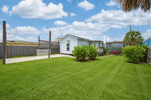 6317 Heards Ln, Galveston, TX 77551 - Photo 18