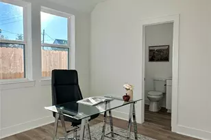 812 Elkhart St, Houston, TX 77091 - Photo 6